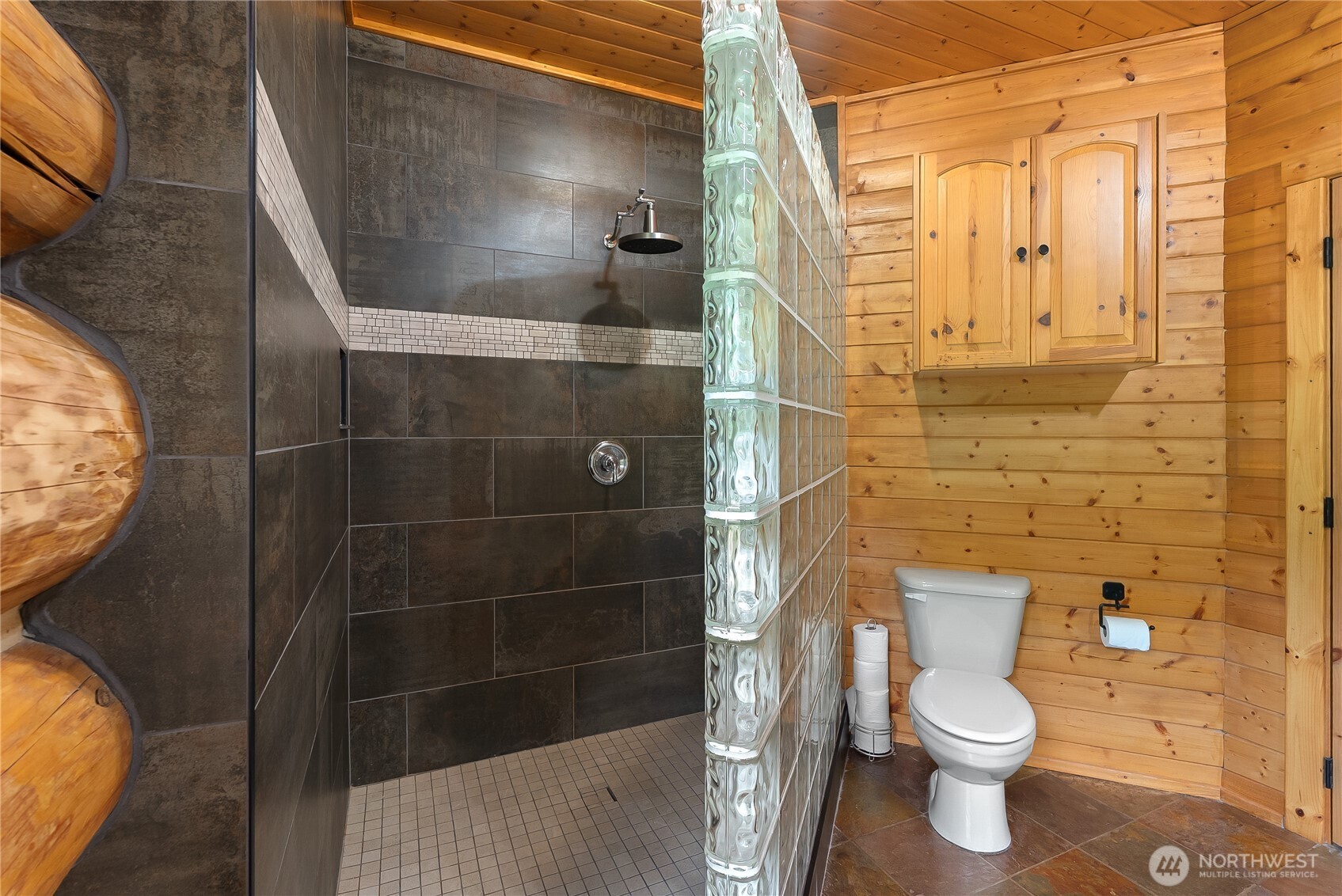 8443 Kickerville Road Property Photo 15