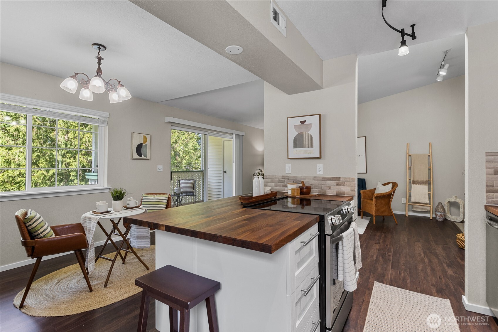 1830 S 336th Street H201 Property Photo 11