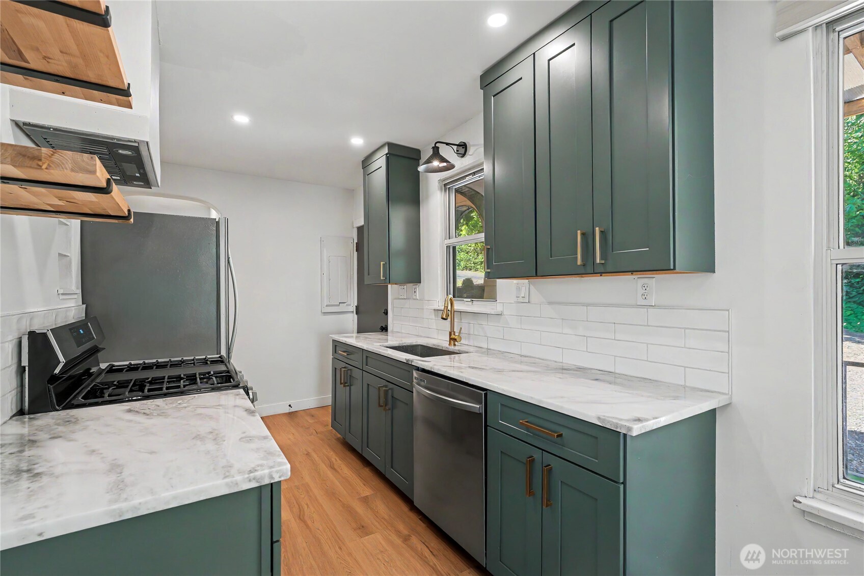 10106 16th Avenue Property Photo 7