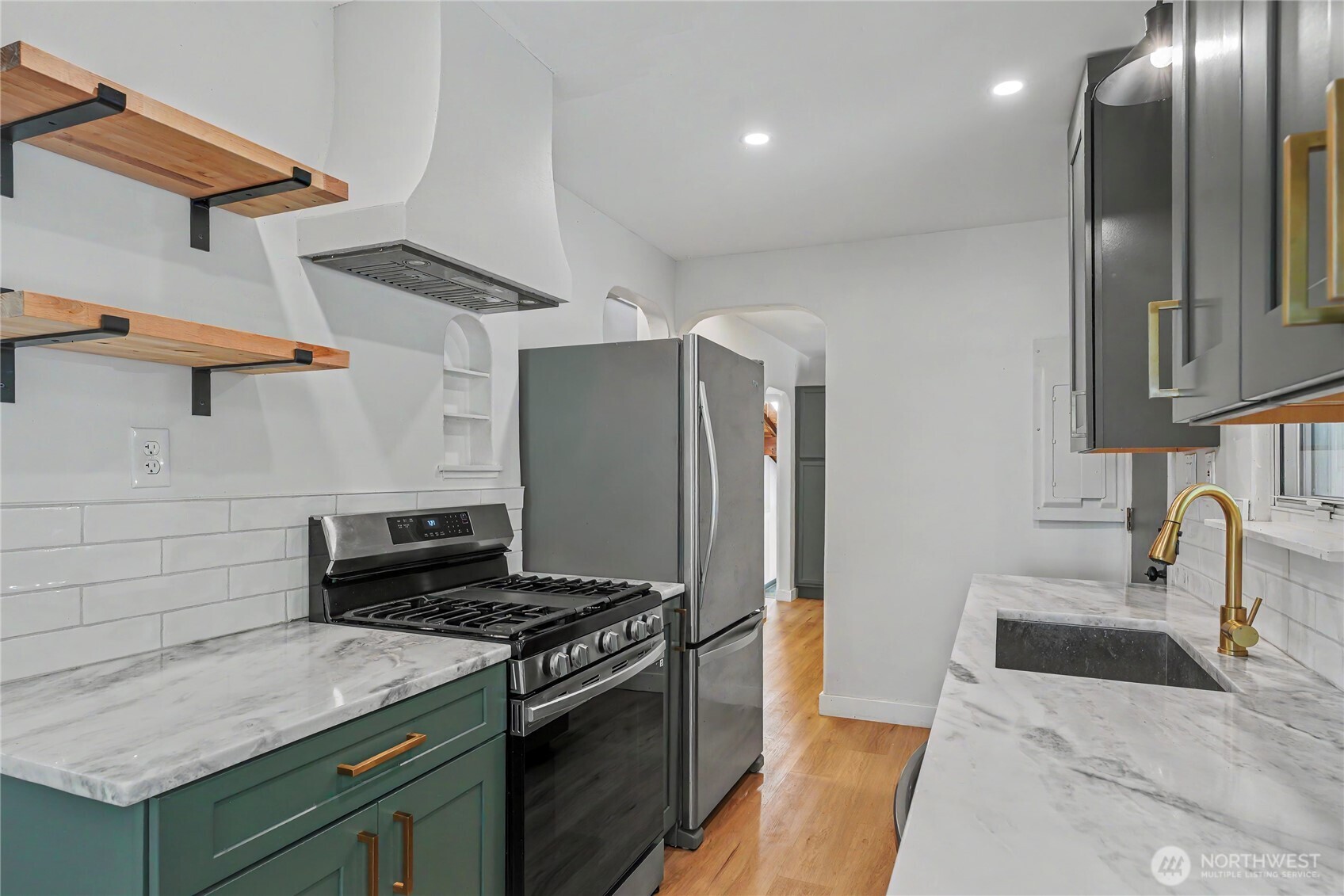 10106 16th Avenue Property Photo 8