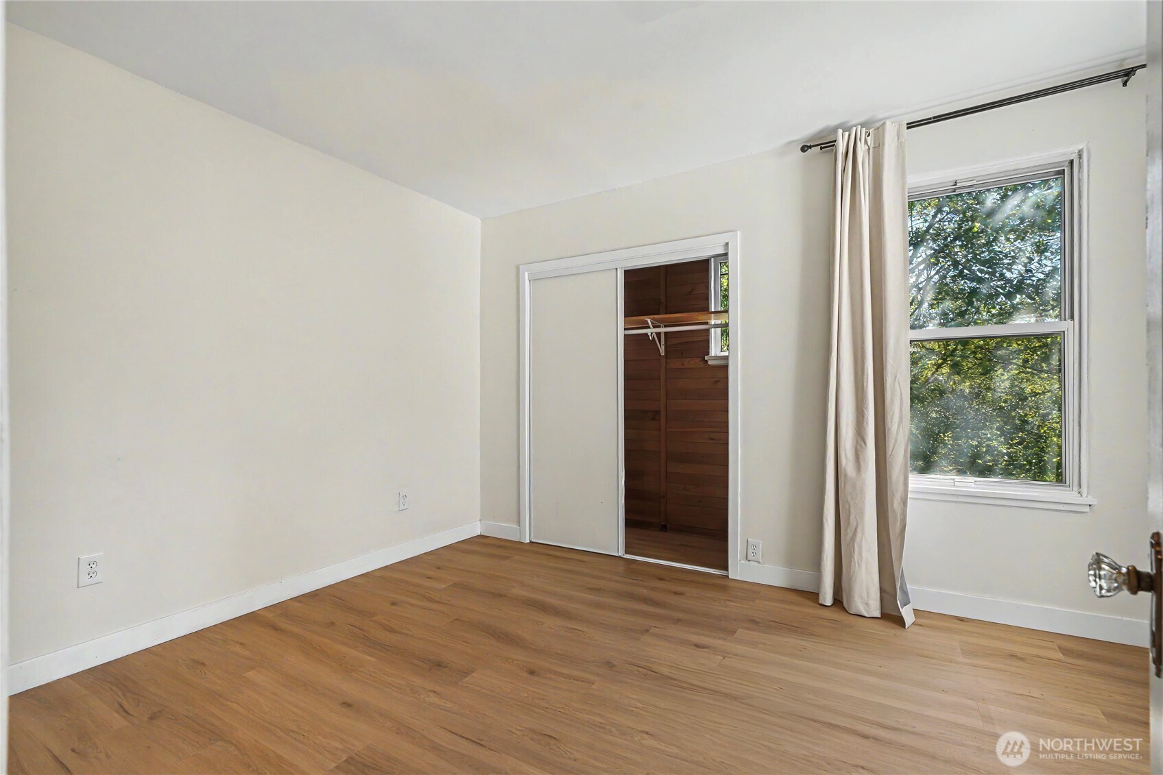 10106 16th Avenue Property Photo 13