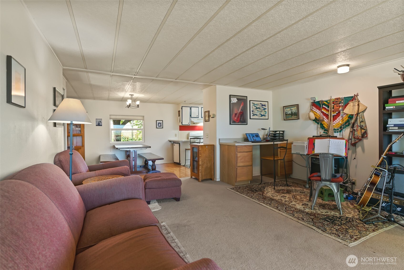 3500 Island Road North Property Photo 10
