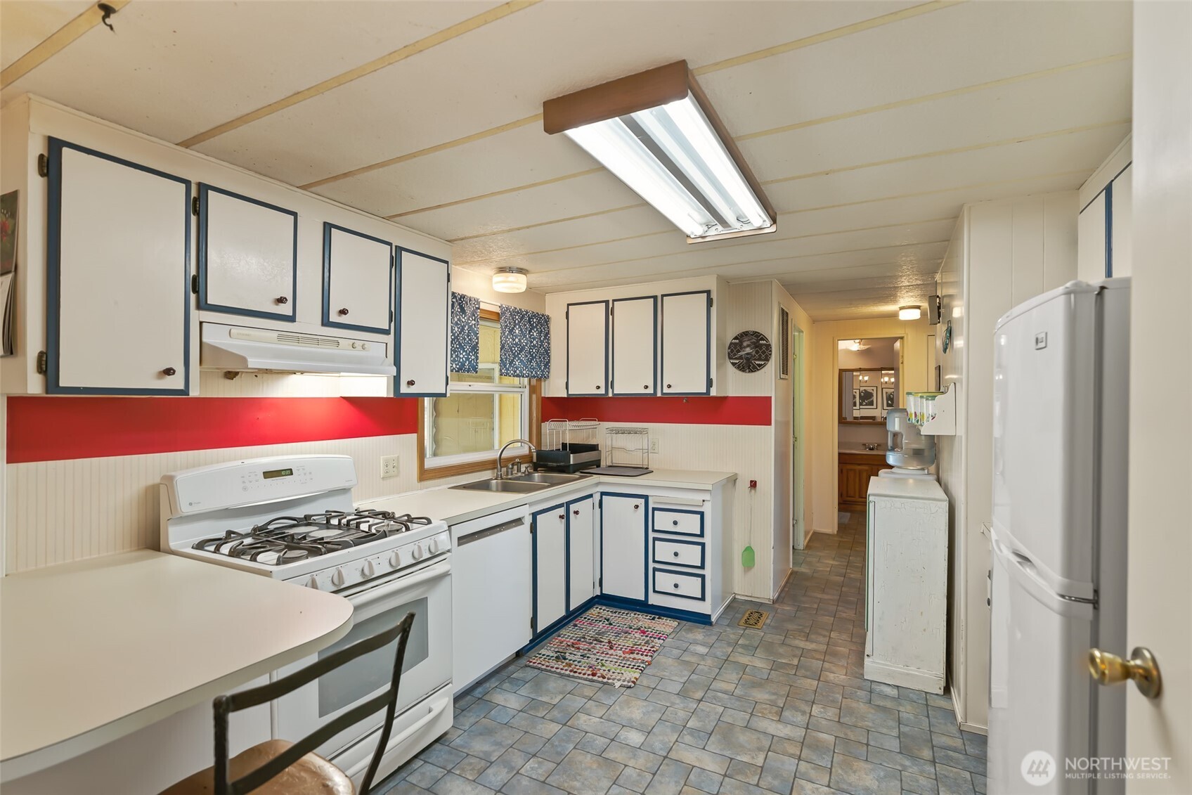 3500 Island Road North Property Photo 16