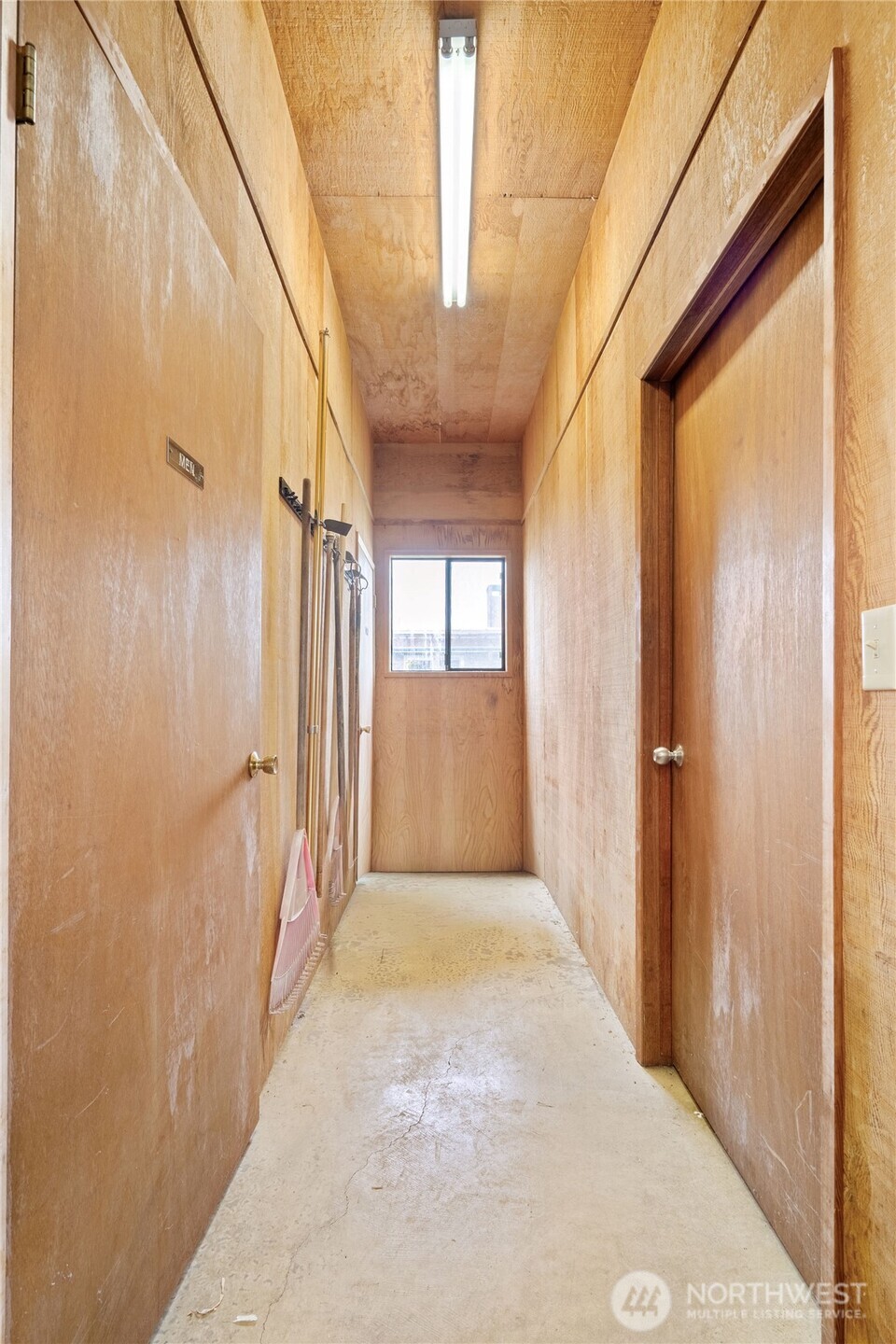 409 N 2nd Street Property Photo 14