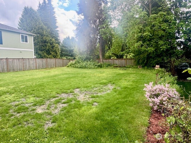 648 W Columbia Street Property Photo 4