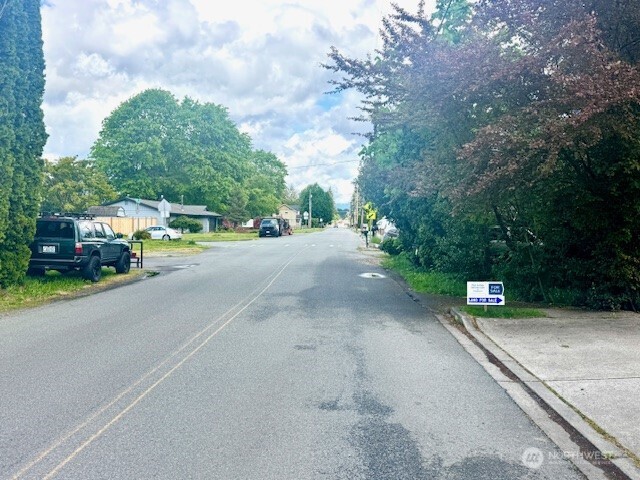 648 W Columbia Street Property Photo 10