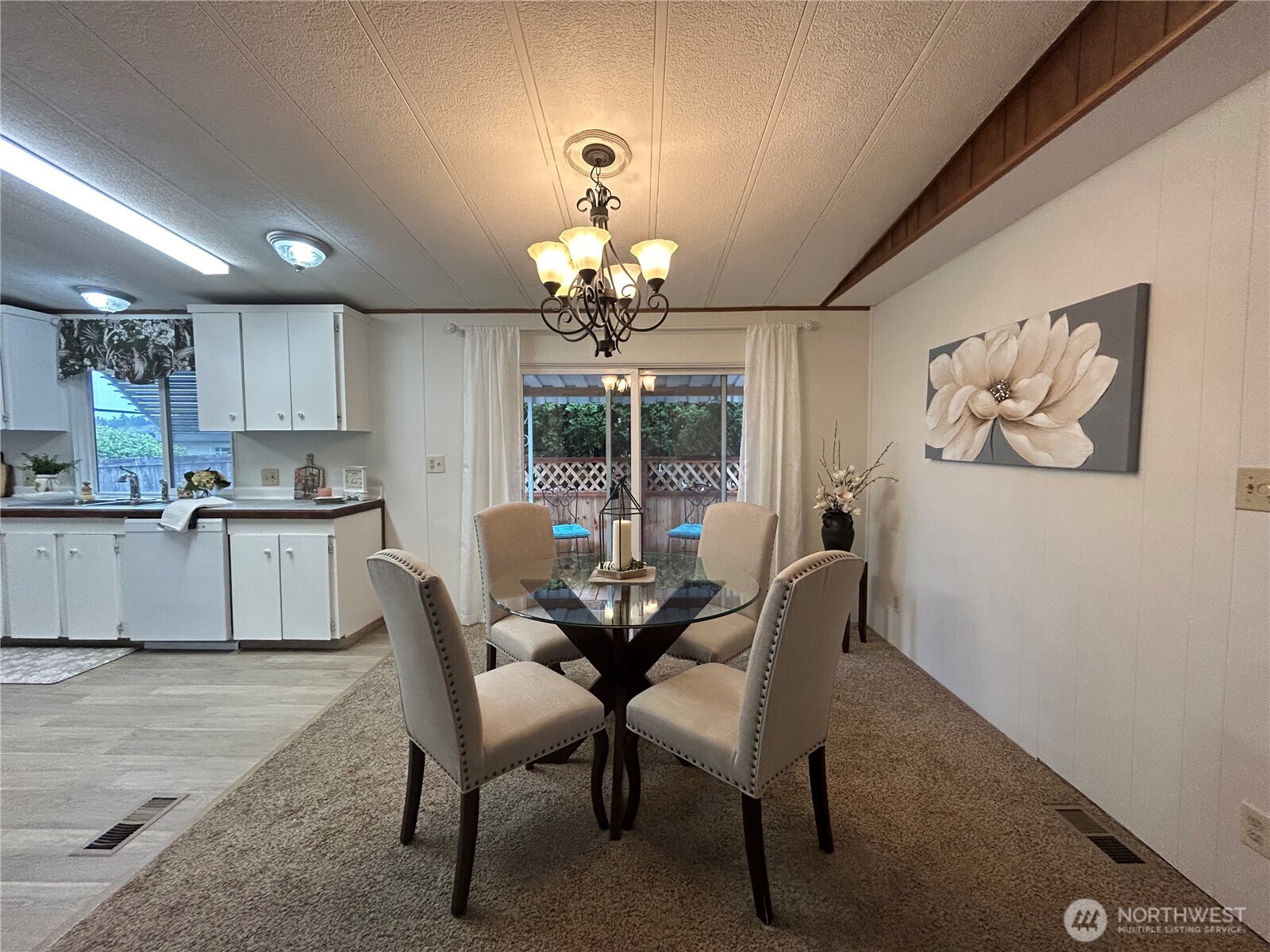 2500 Alder Street 22 Property Photo 11
