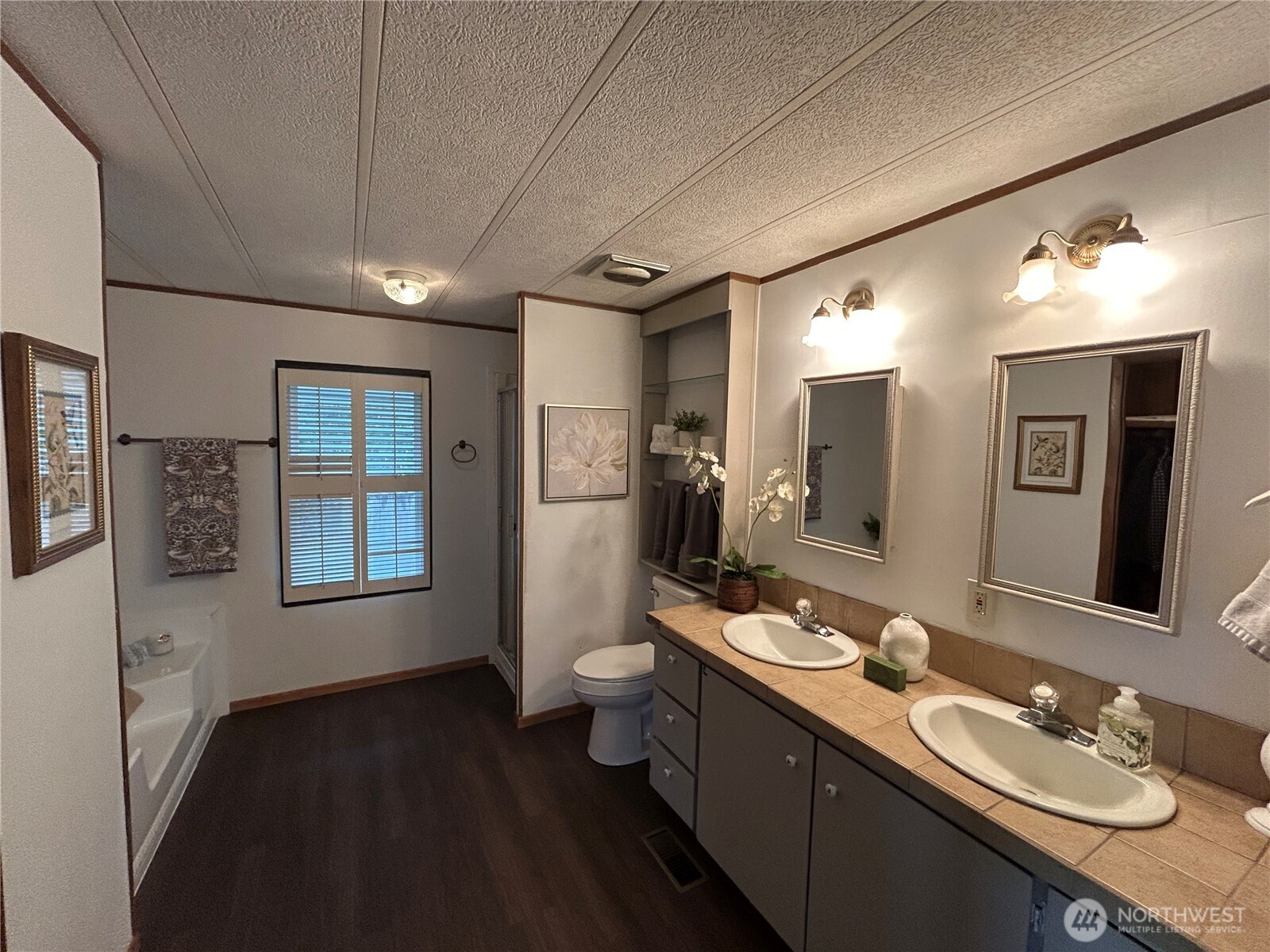 2500 Alder Street 22 Property Photo 25