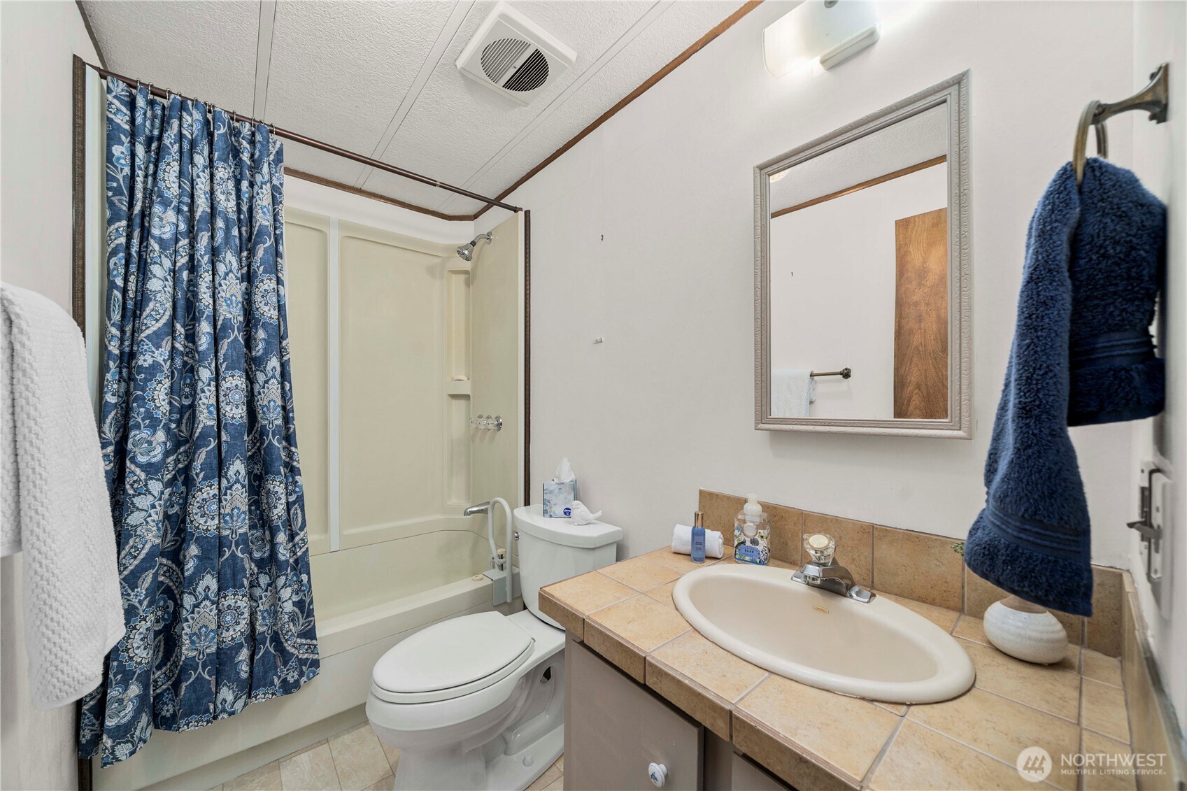 2500 Alder Street 22 Property Photo 31