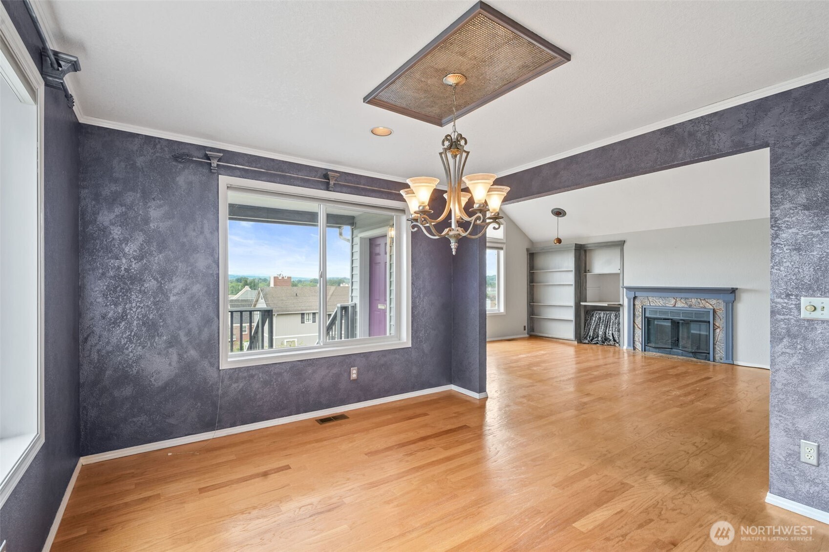 38 Se Washington Avenue Property Photo 8