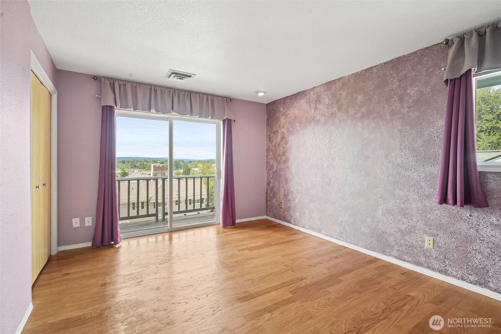 38 Se Washington Avenue Property Photo 27