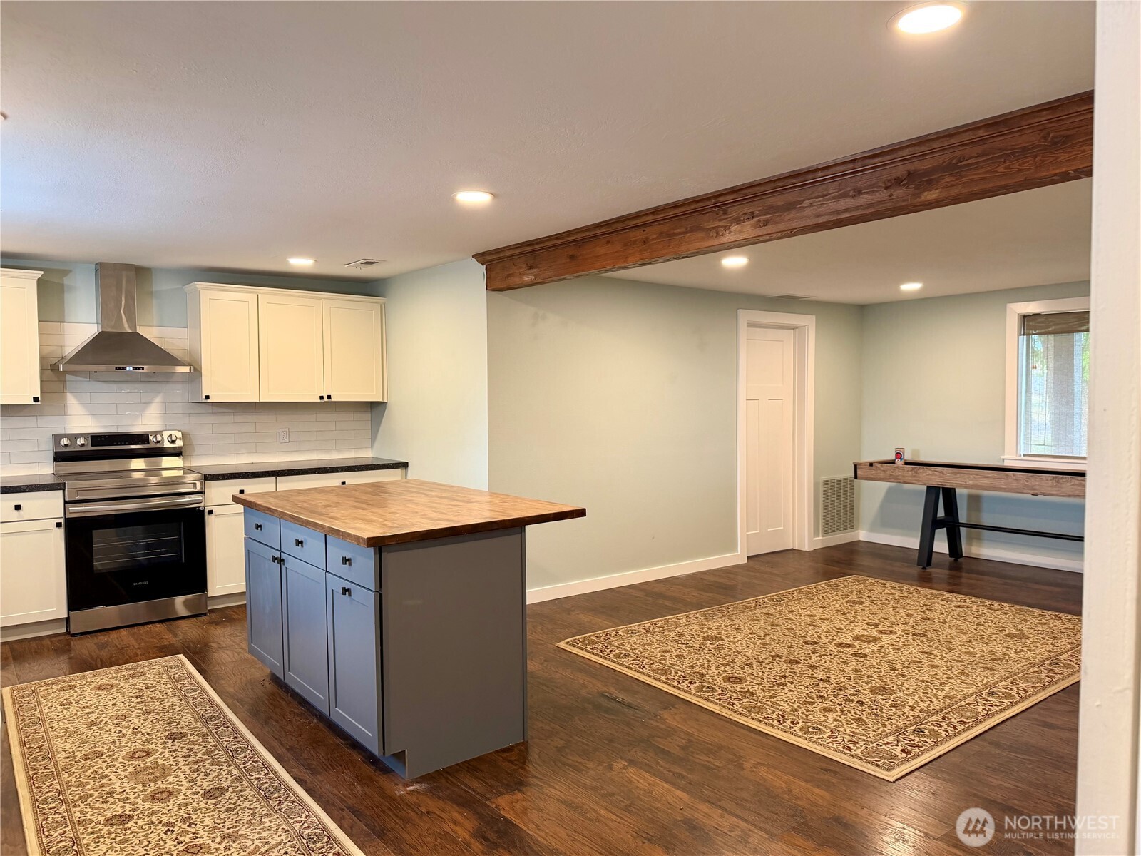 230 Nw Watson Street Property Photo 14