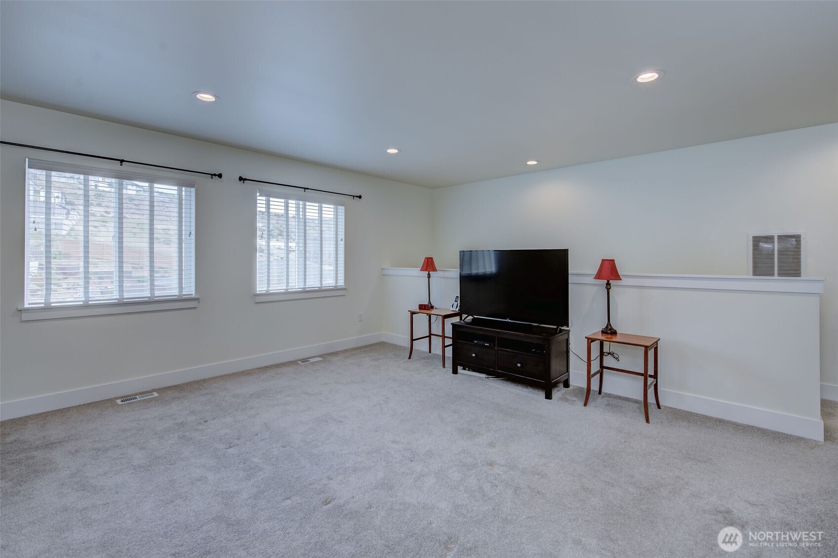 9975 Saska Way Property Photo 18
