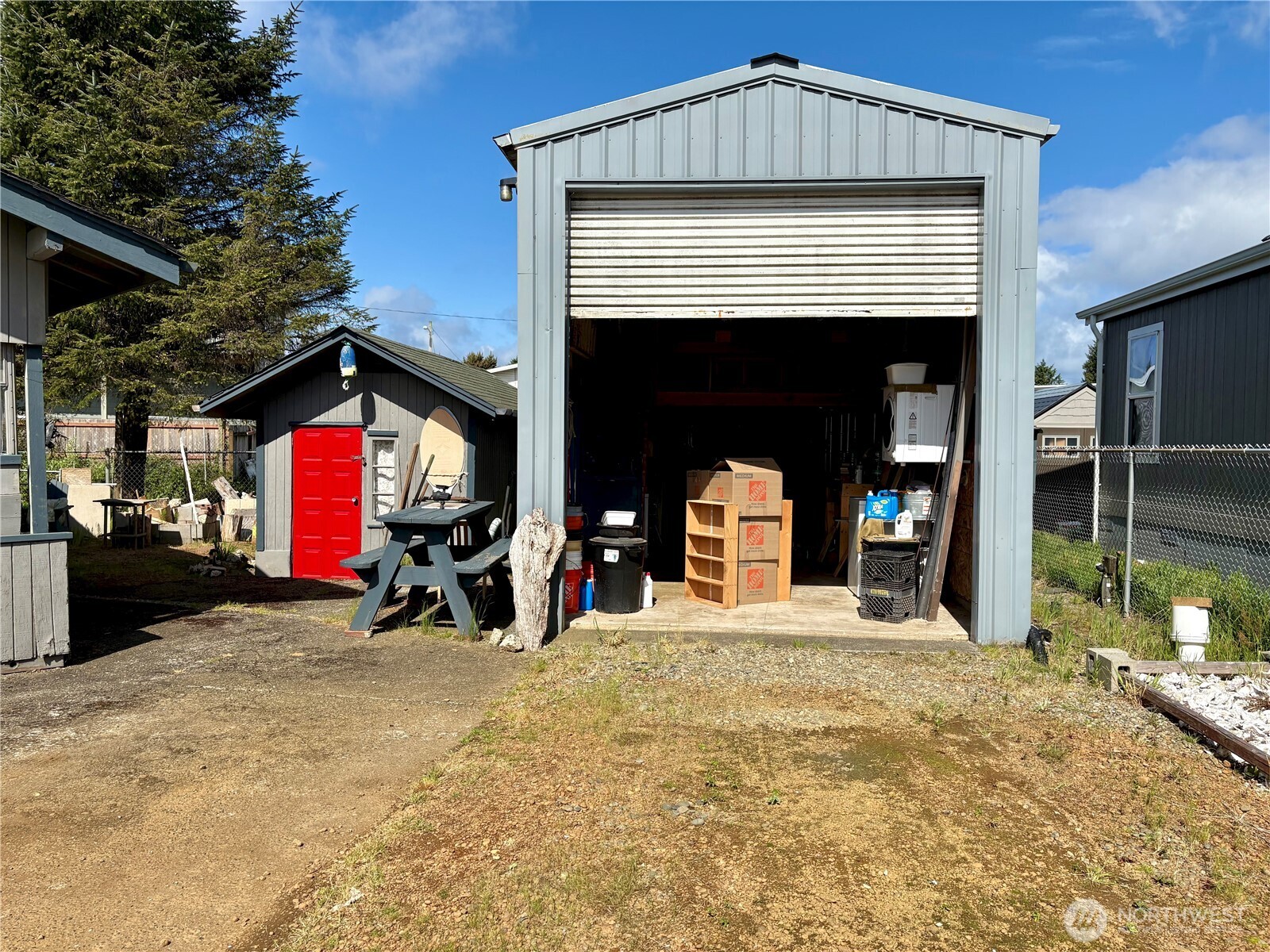 105 Victoria Loop Property Photo 32