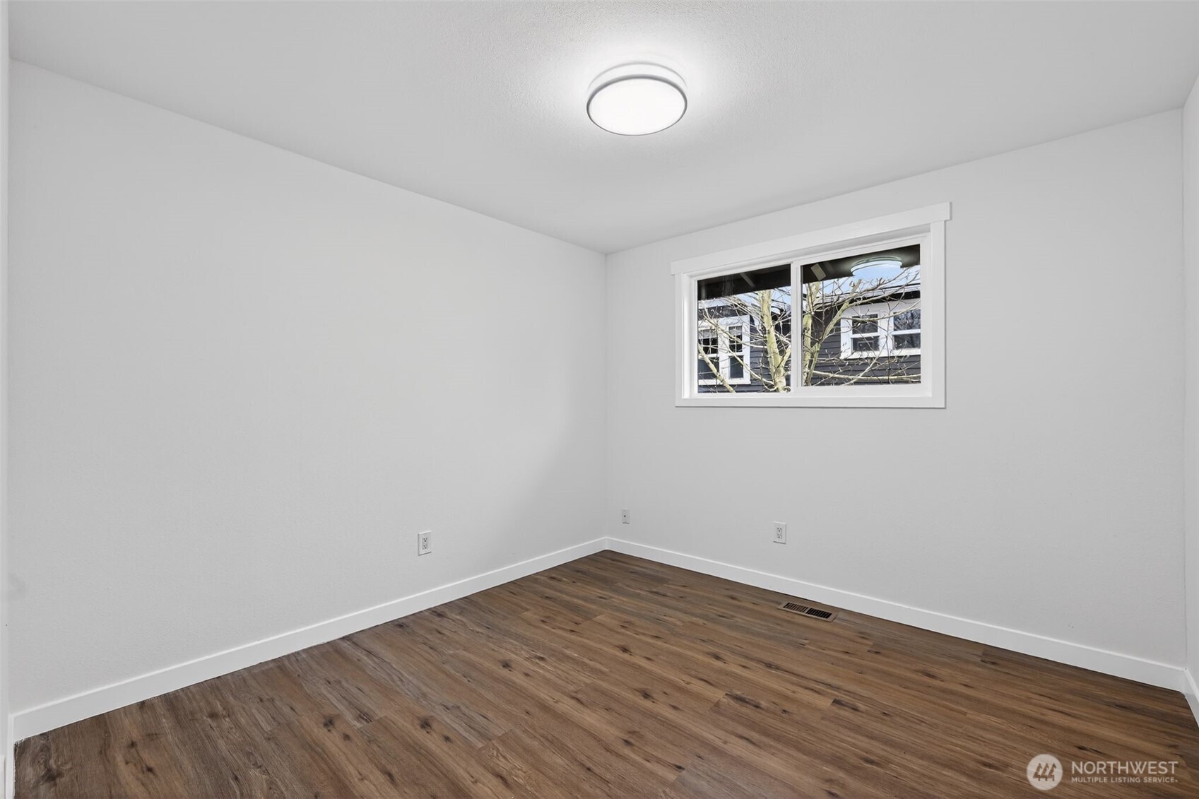 8742 3rd Avenue Property Photo 23
