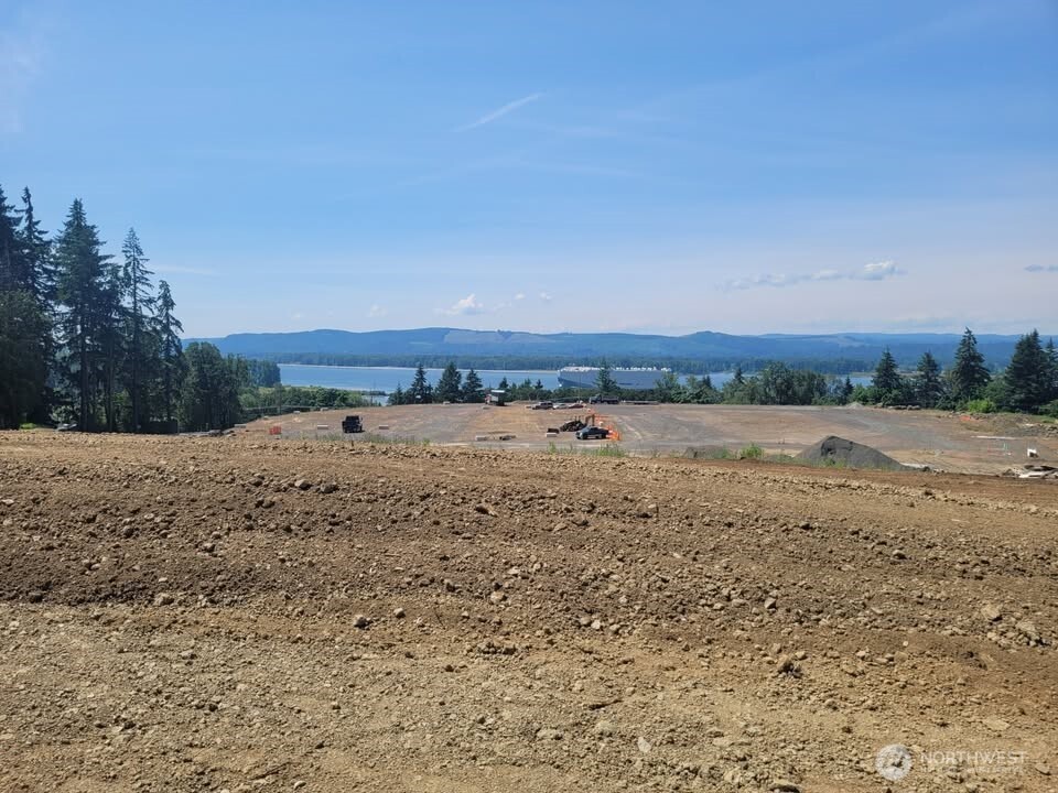 261 Landen Drive Property Photo 4