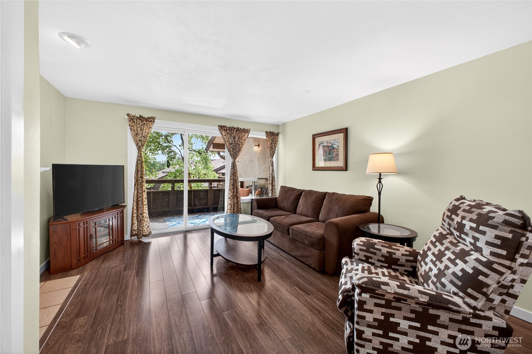140 Summit Avenue B5 Property Photo 1
