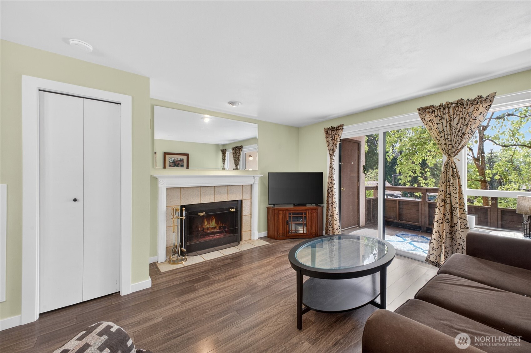 140 Summit Avenue B5 Property Photo 6