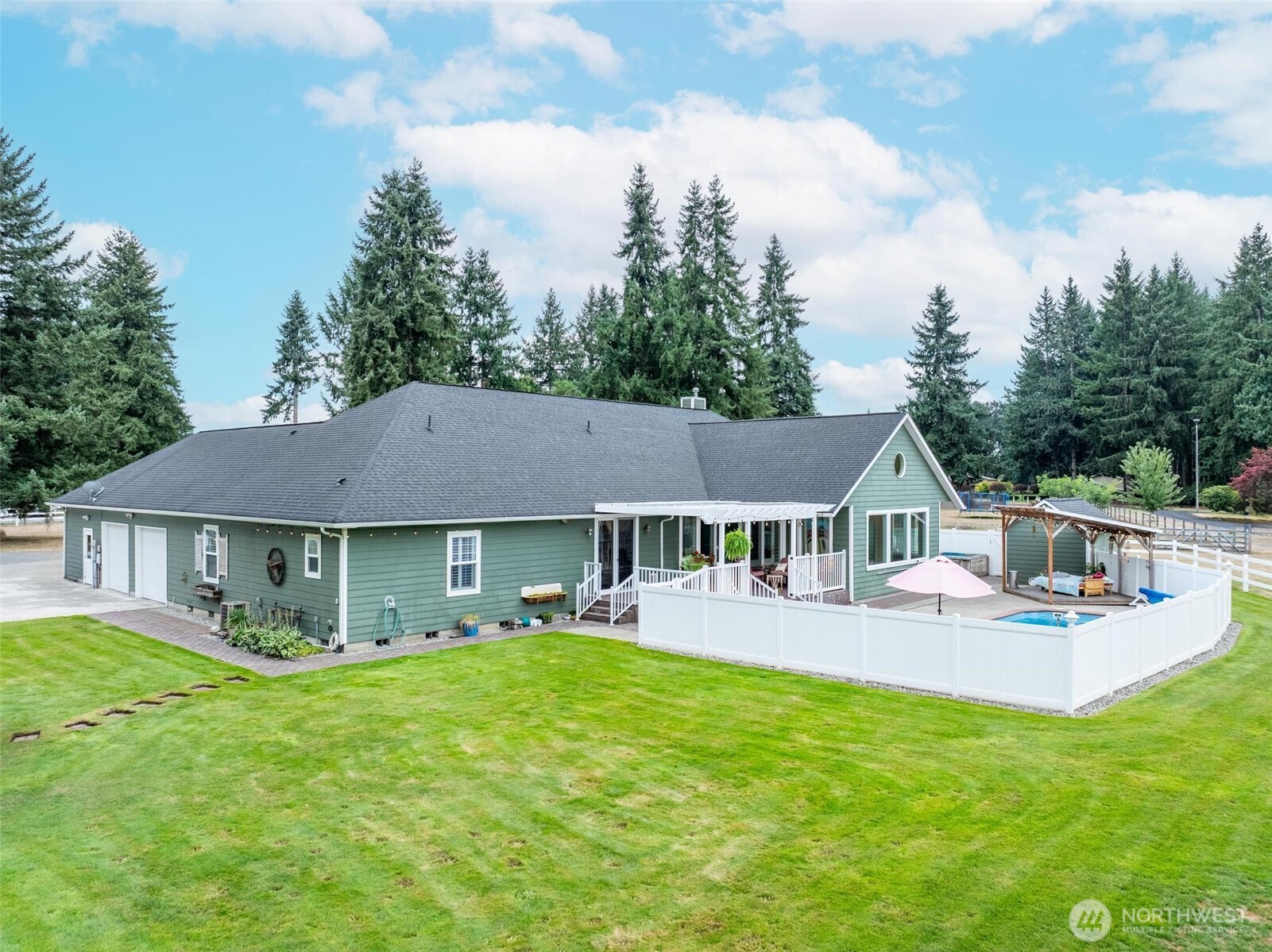 3025 Harrison Avenue Property Photo 7