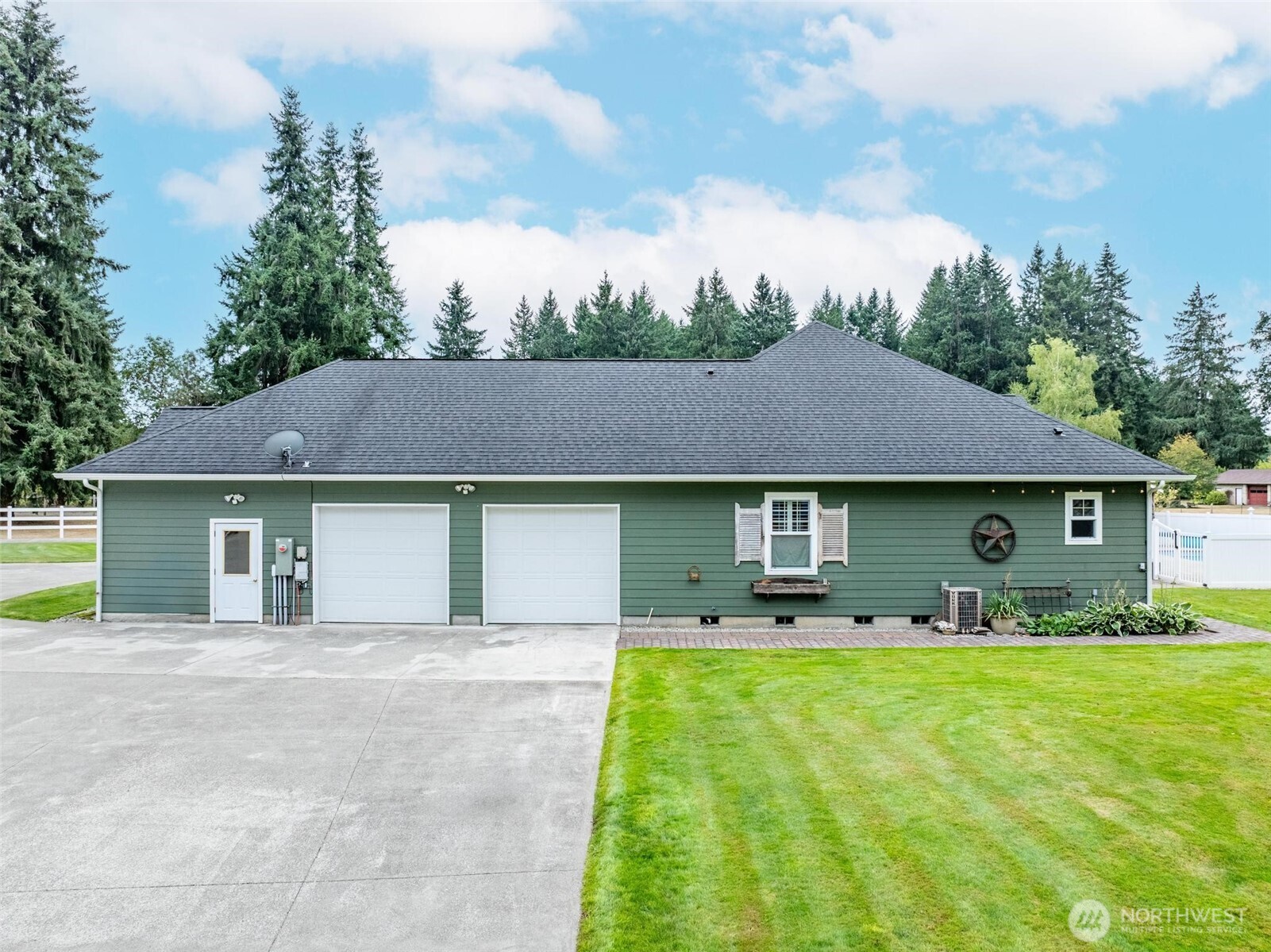 3025 Harrison Avenue Property Photo 9