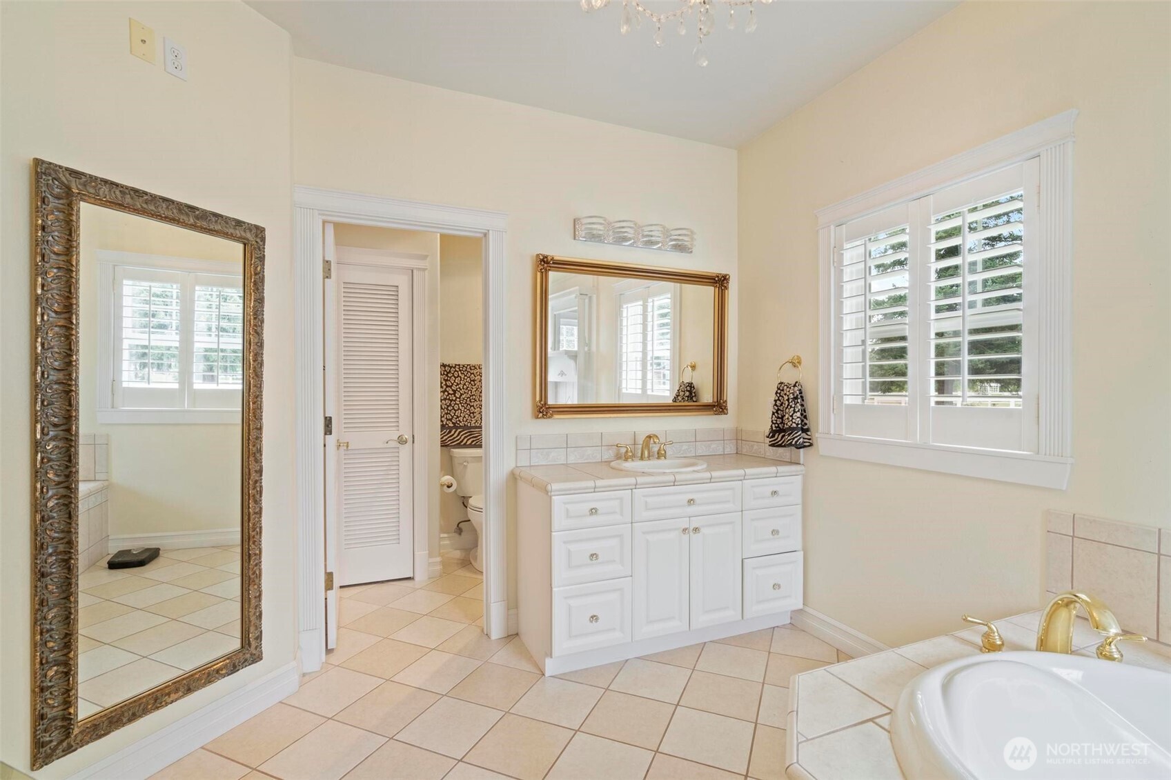 3025 Harrison Avenue Property Photo 26