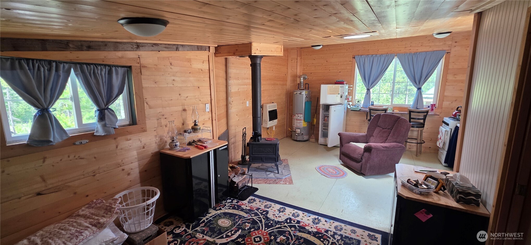 790 Bonaparte Lake Rd Property Photo 5