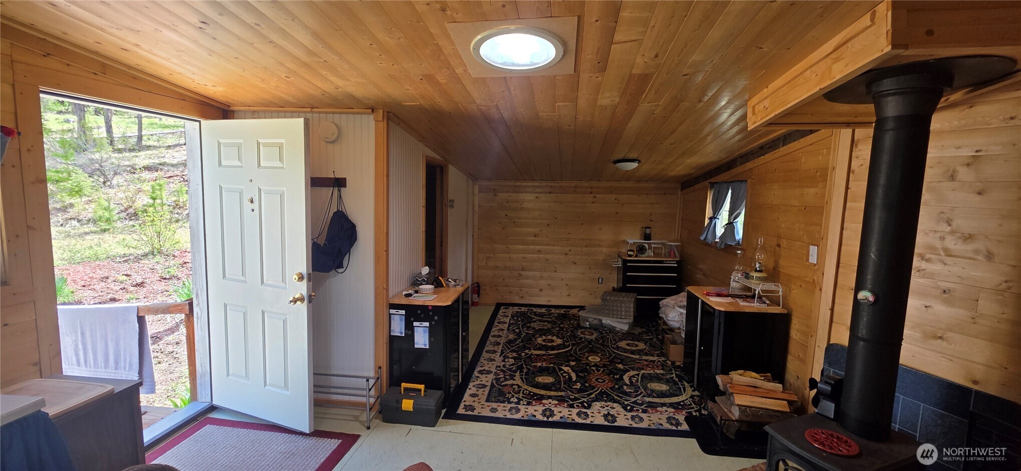 790 Bonaparte Lake Rd Property Photo 7