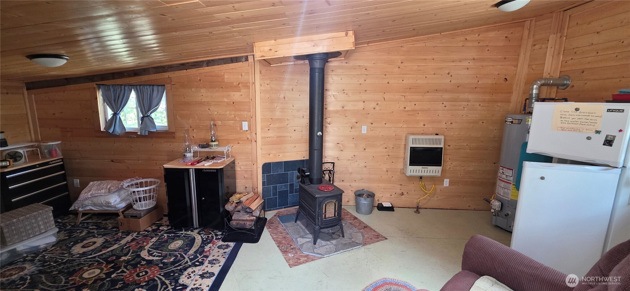790 Bonaparte Lake Rd Property Photo 9
