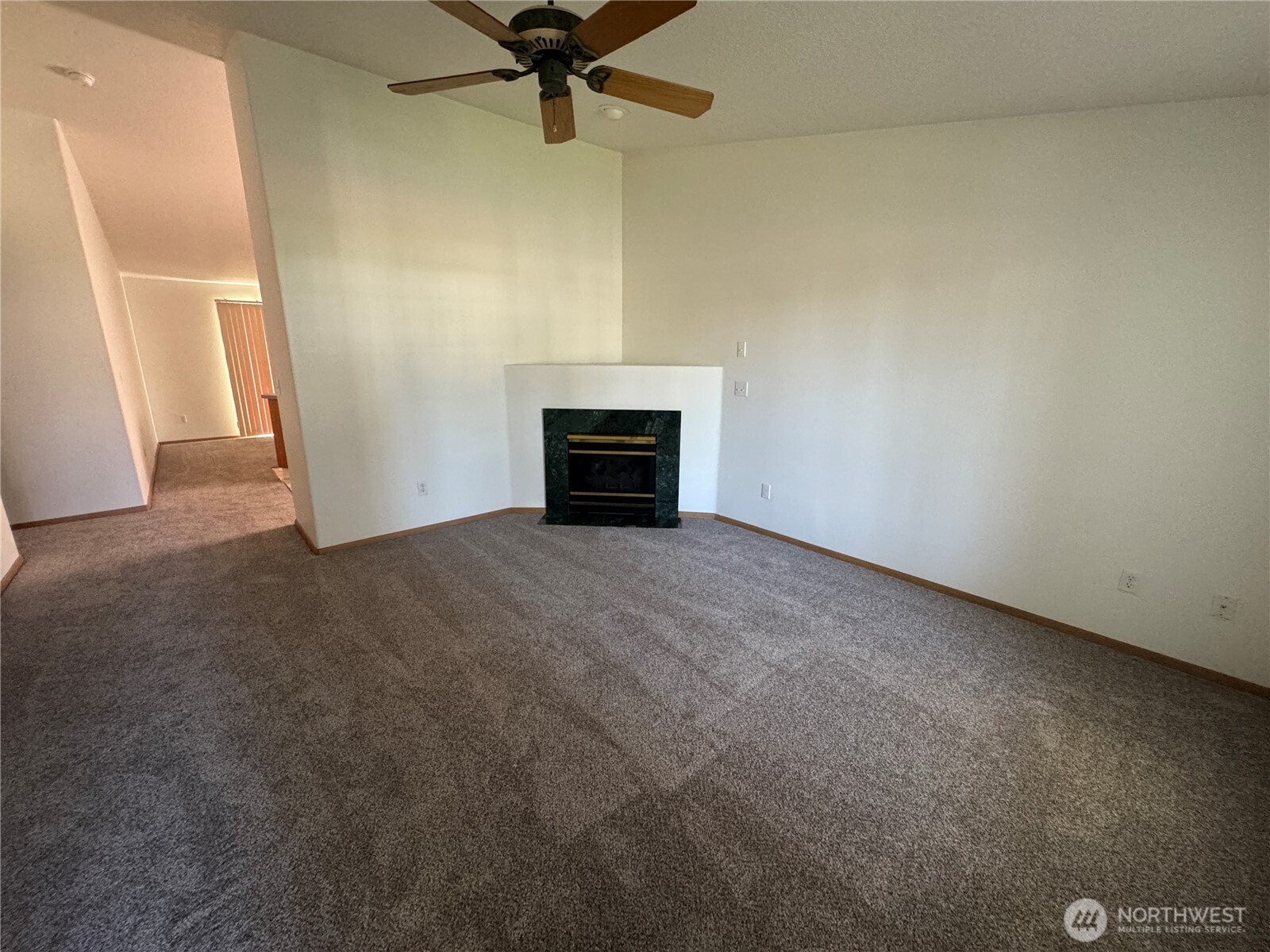 7701 Ne 21st Street Property Photo 4