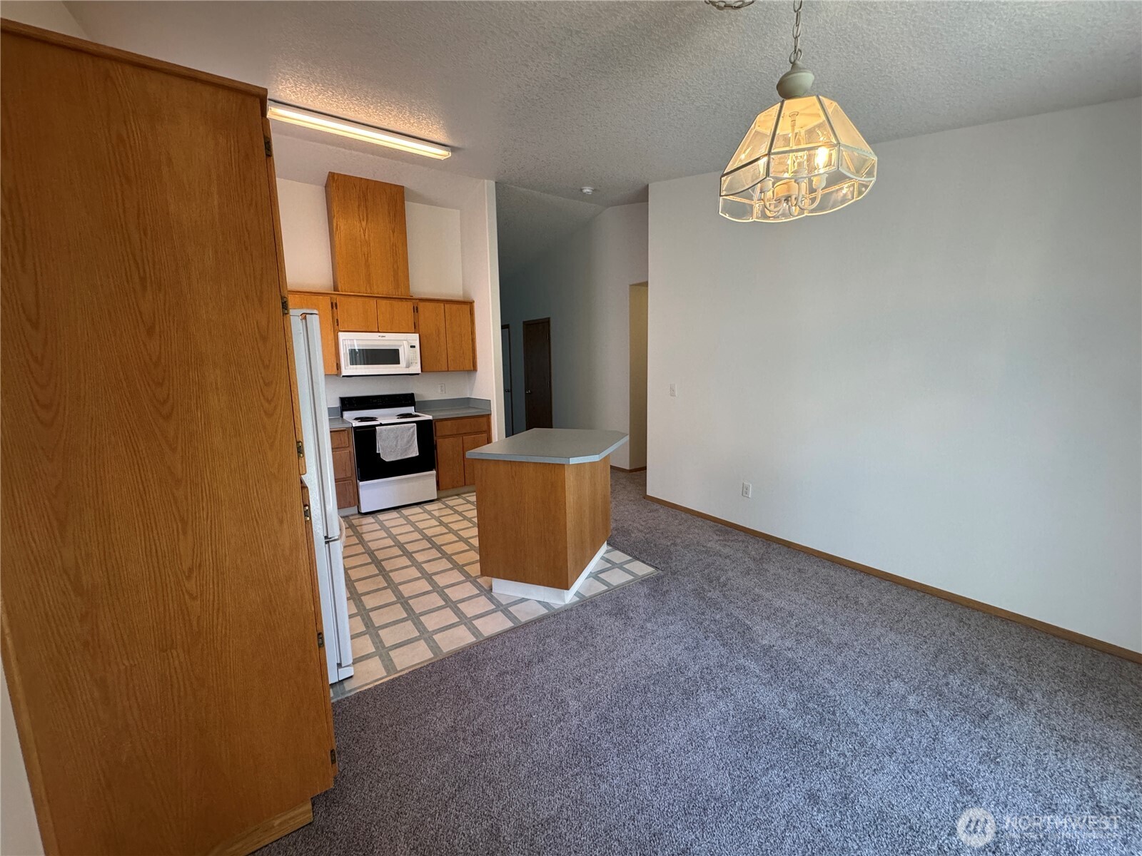 7701 Ne 21st Street Property Photo 11