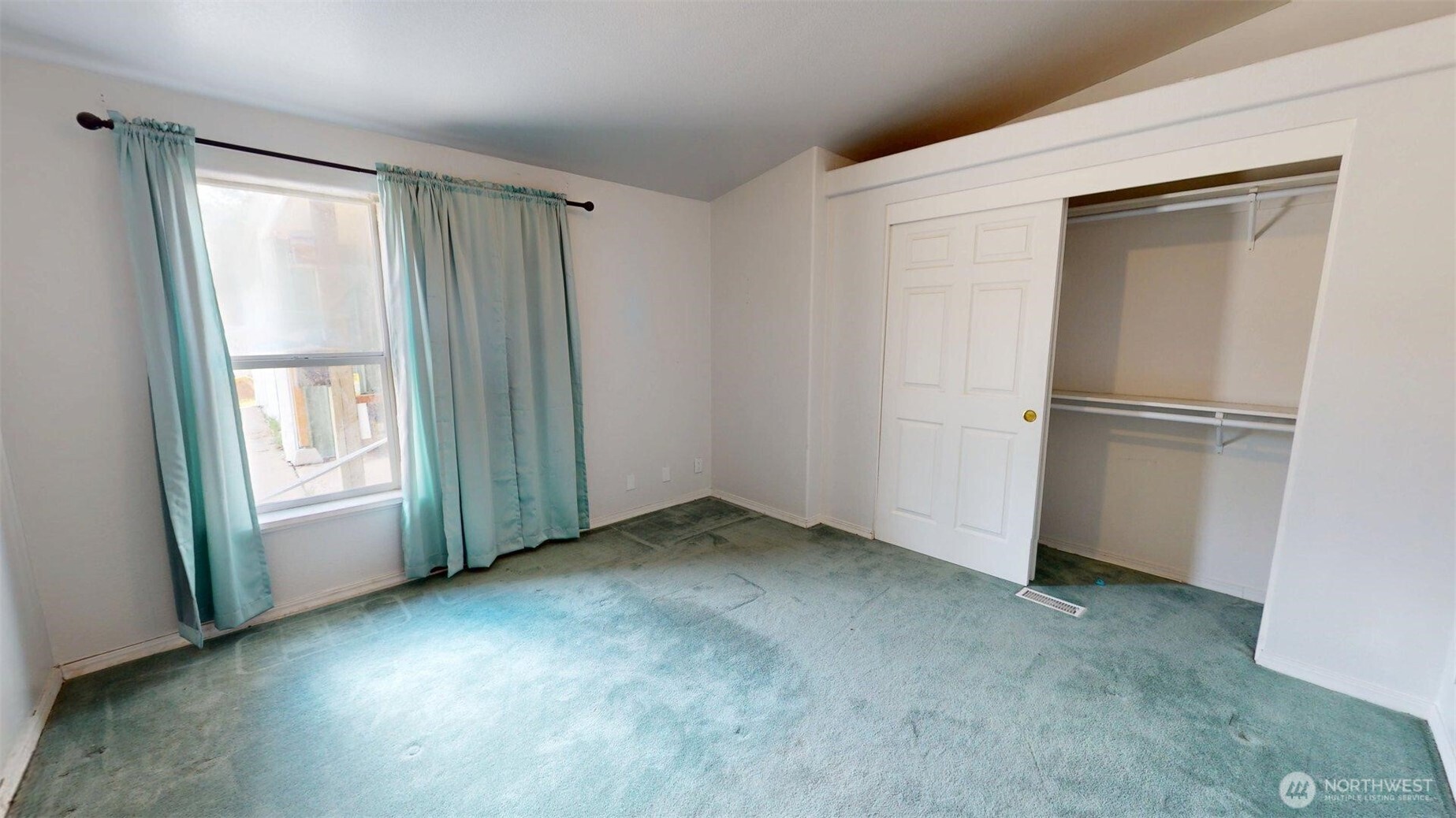 142 Fletcher Rd Property Photo 12