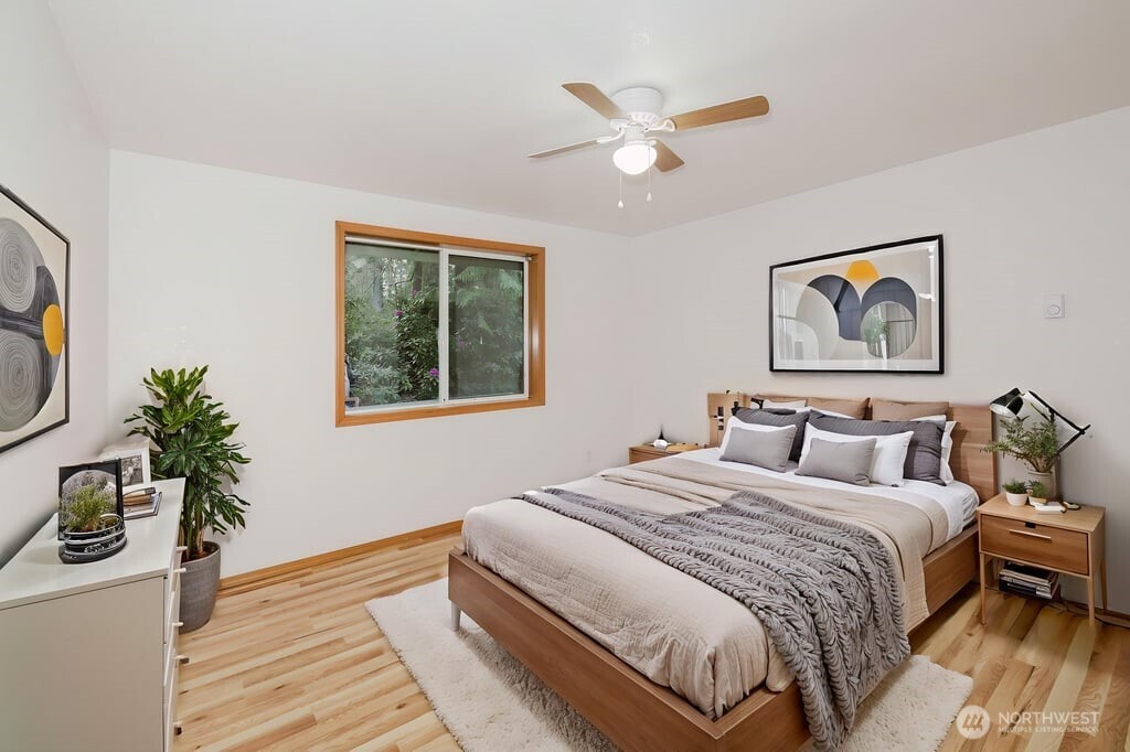 566 E Pointes Drive Property Photo 20