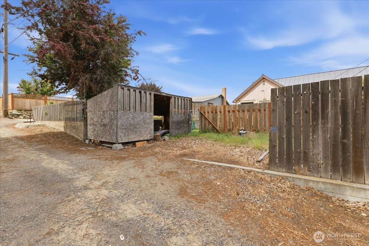 118 Coulee Boulevard Property Photo 31