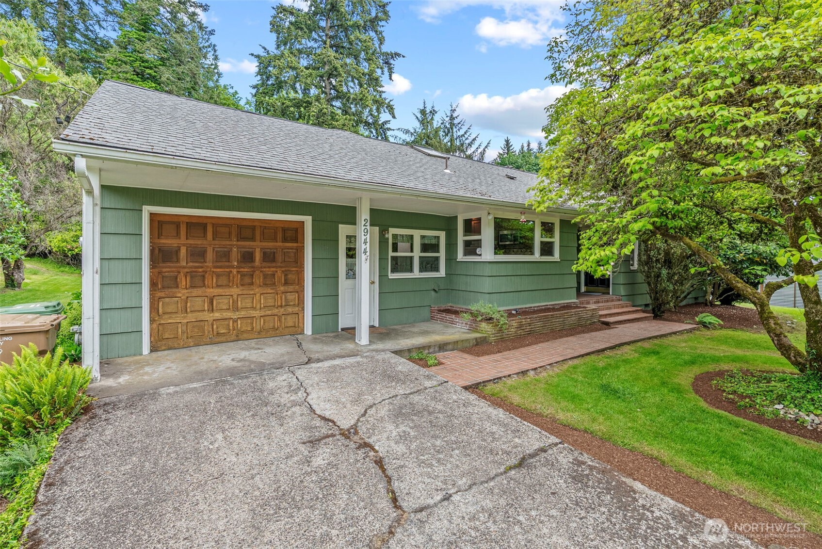 2944 Madrona Drive Property Photo 1