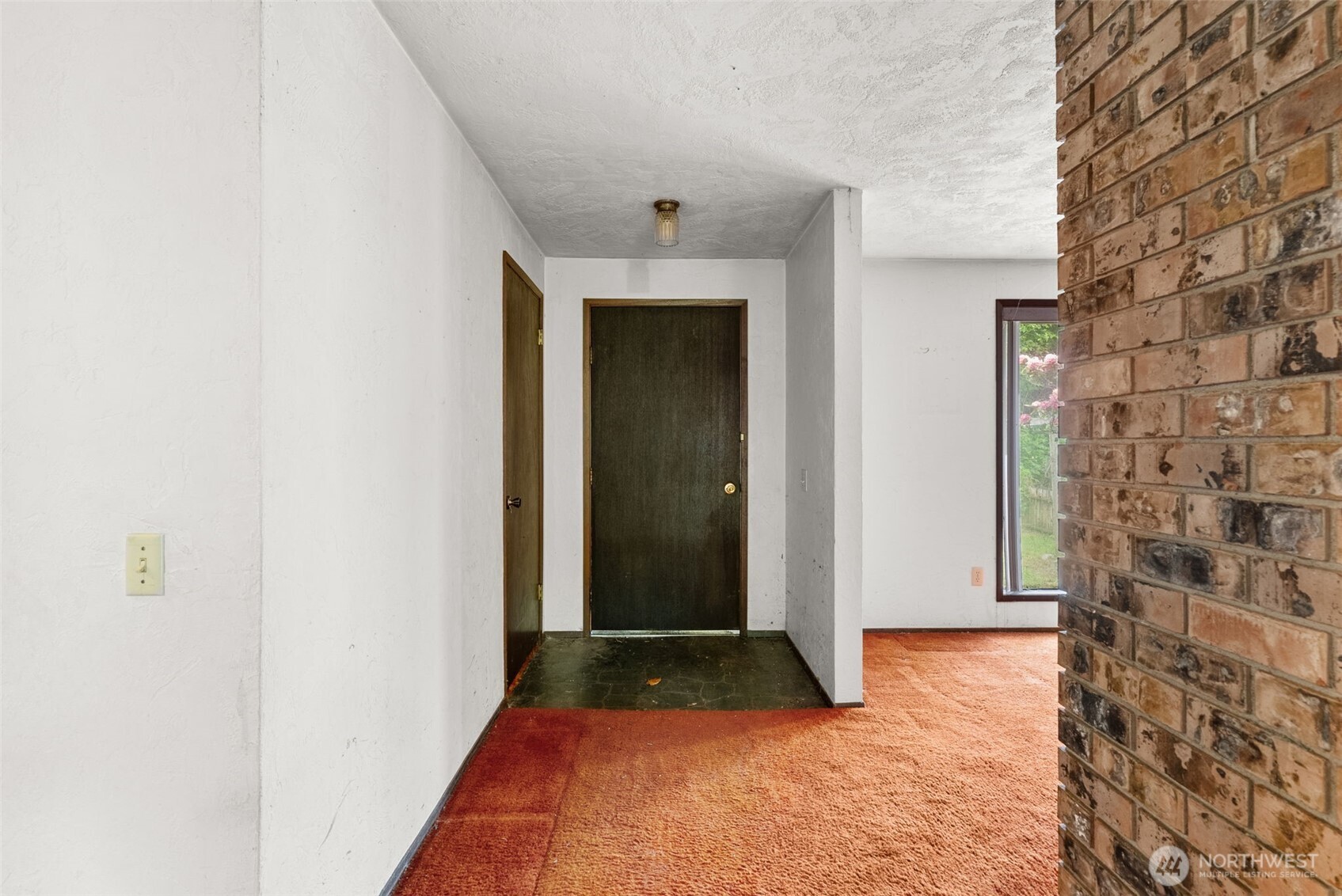 626 Ostman Road Property Photo 3