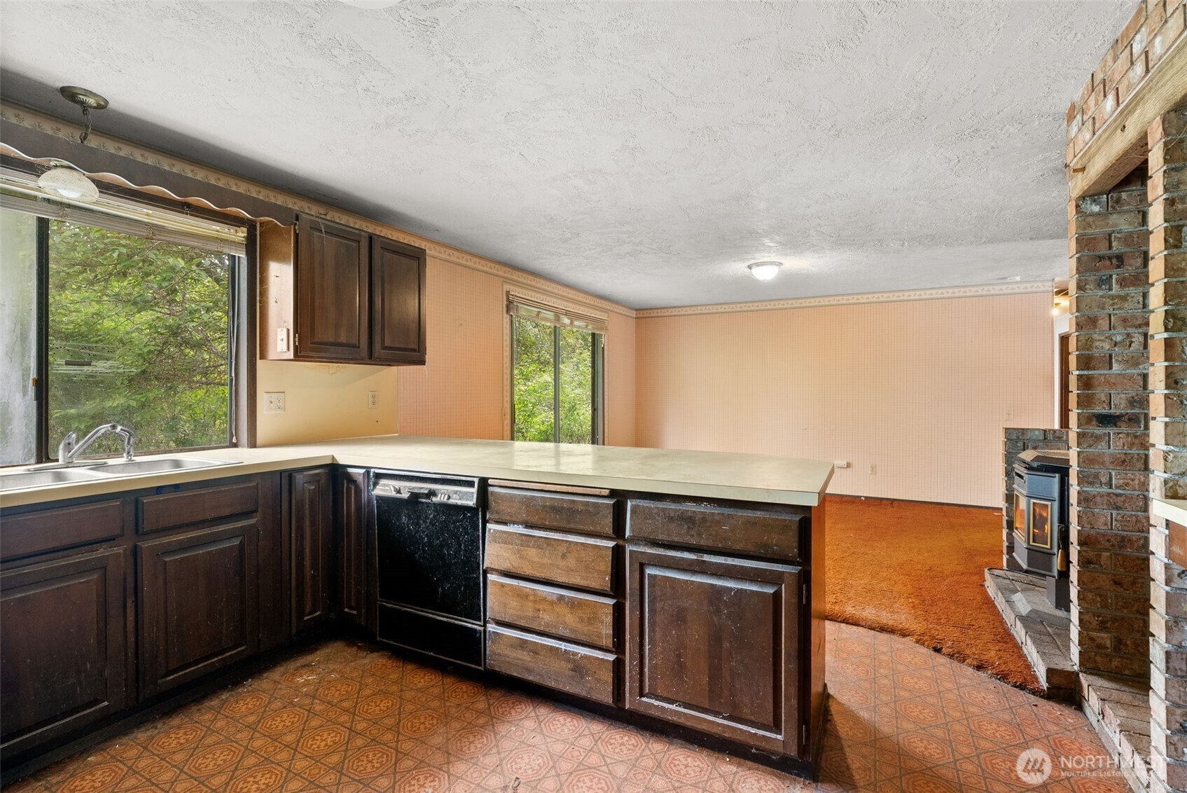 626 Ostman Road Property Photo 7