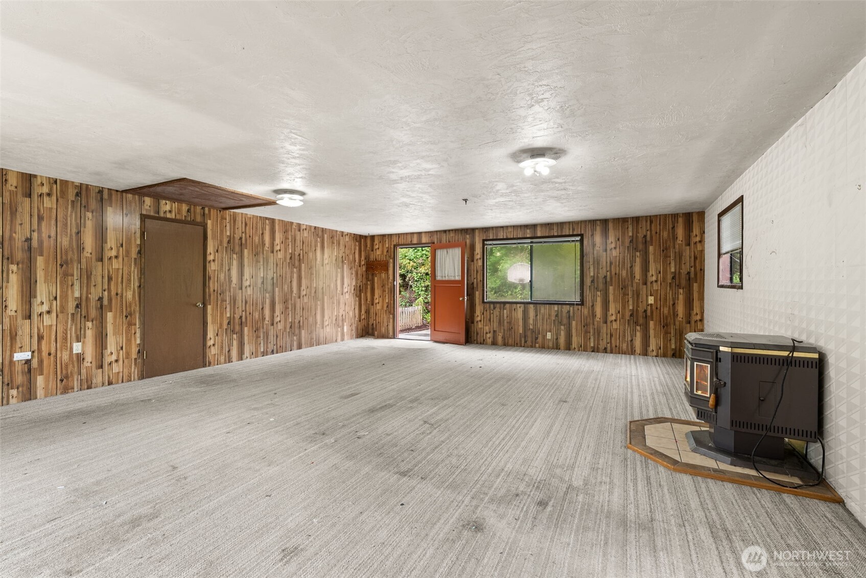 626 Ostman Road Property Photo 10