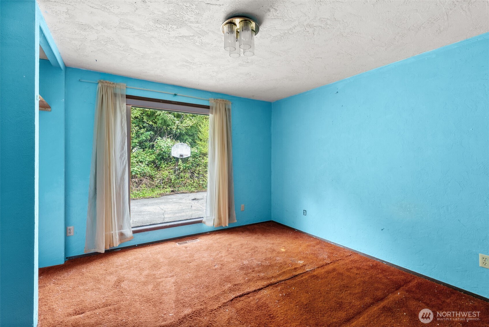 626 Ostman Road Property Photo 13