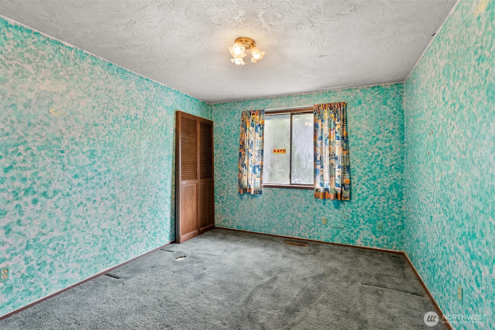 626 Ostman Road Property Photo 15