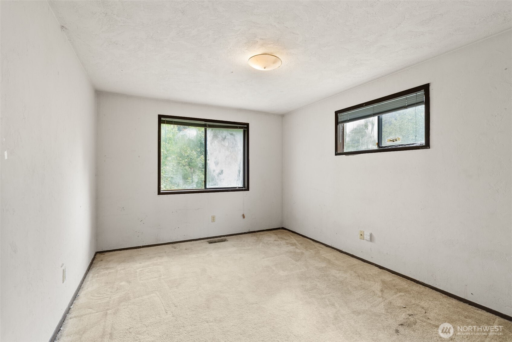 626 Ostman Road Property Photo 16