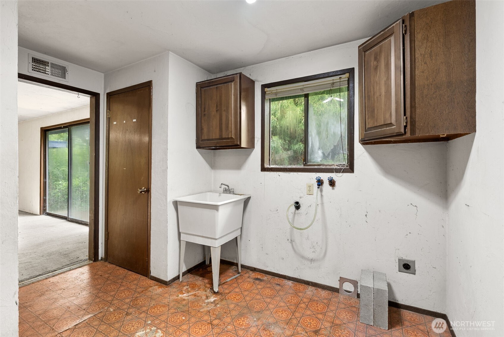 626 Ostman Road Property Photo 17