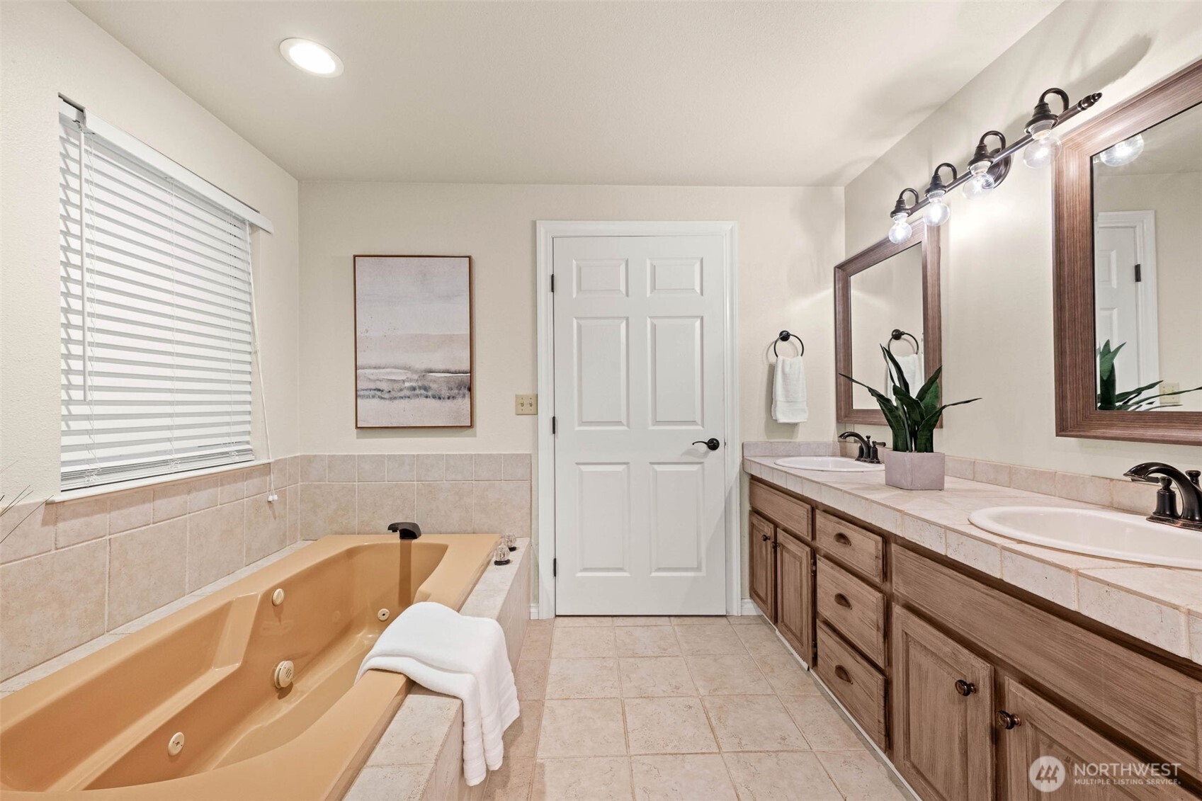 11008 Cowlitz Drive Property Photo 24