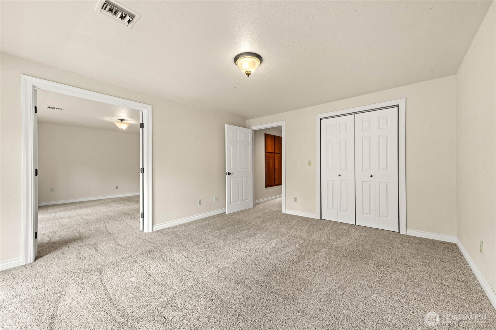11008 Cowlitz Drive Property Photo 31