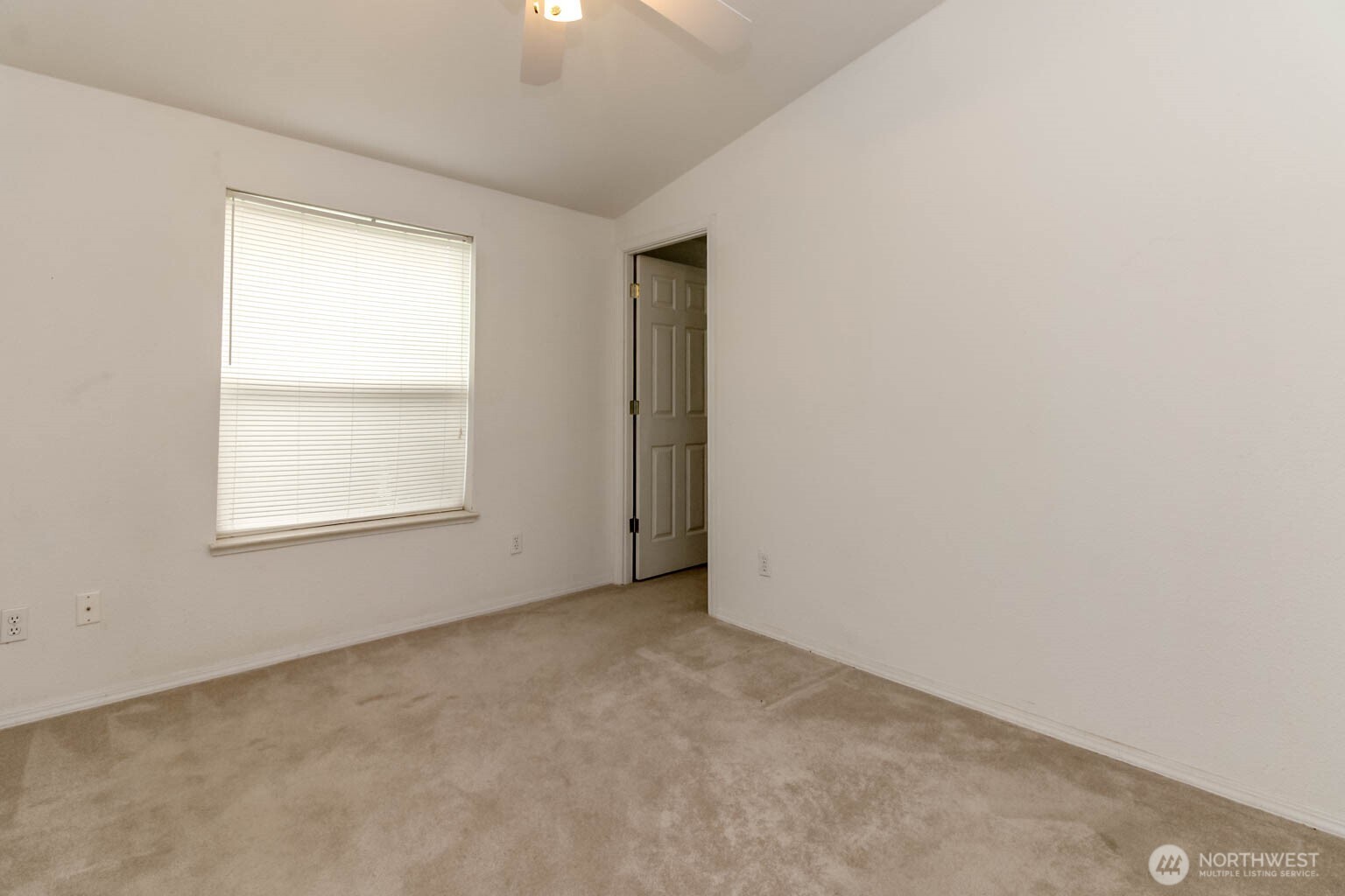 24058 222nd Avenue 20 Property Photo 15