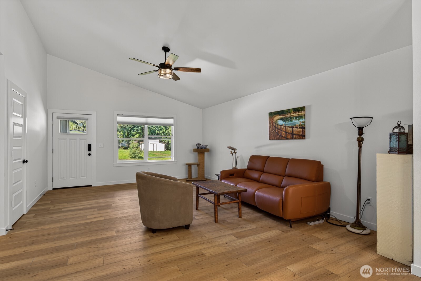 1701 Hemlock Drive Property Photo 6