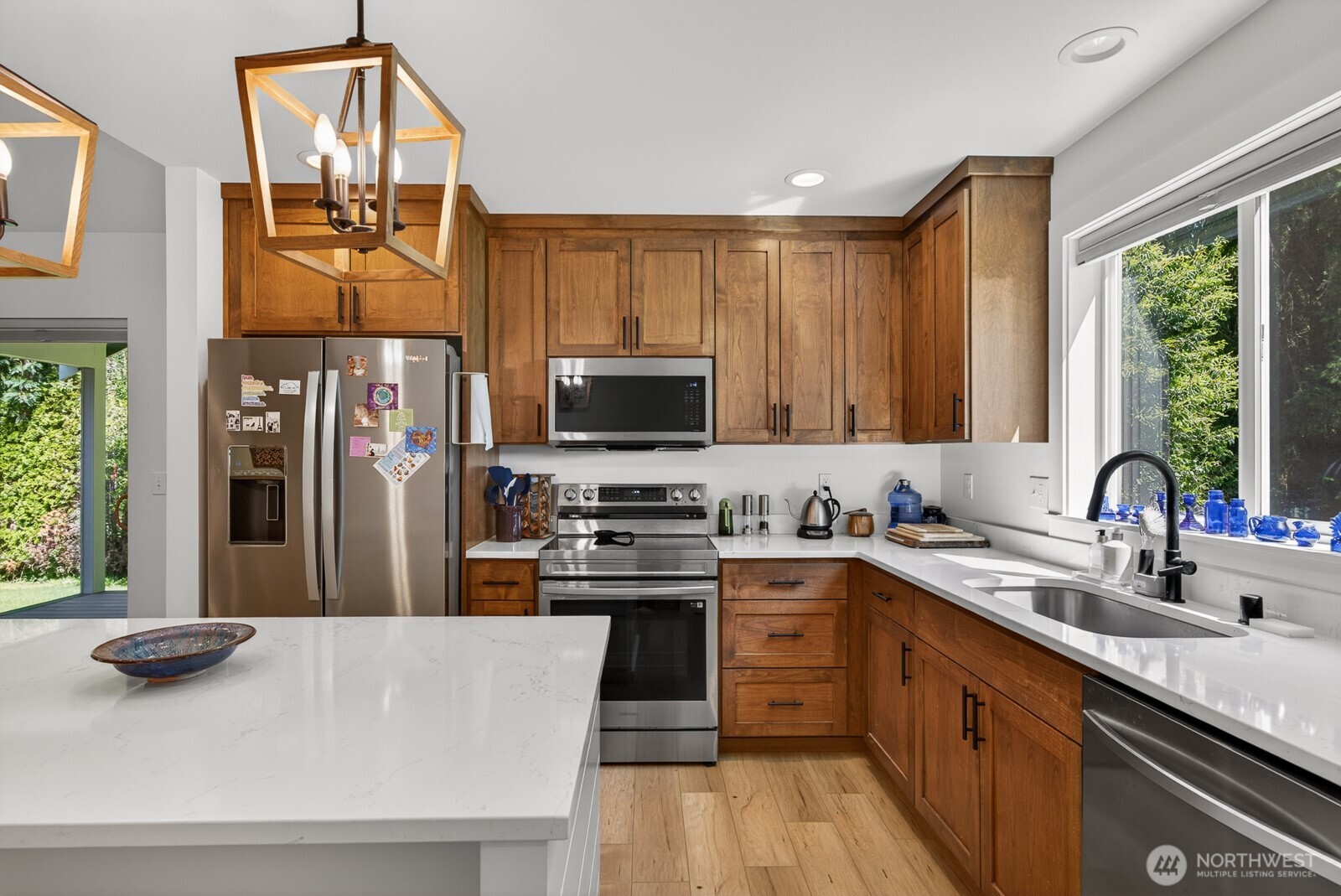1701 Hemlock Drive Property Photo 10