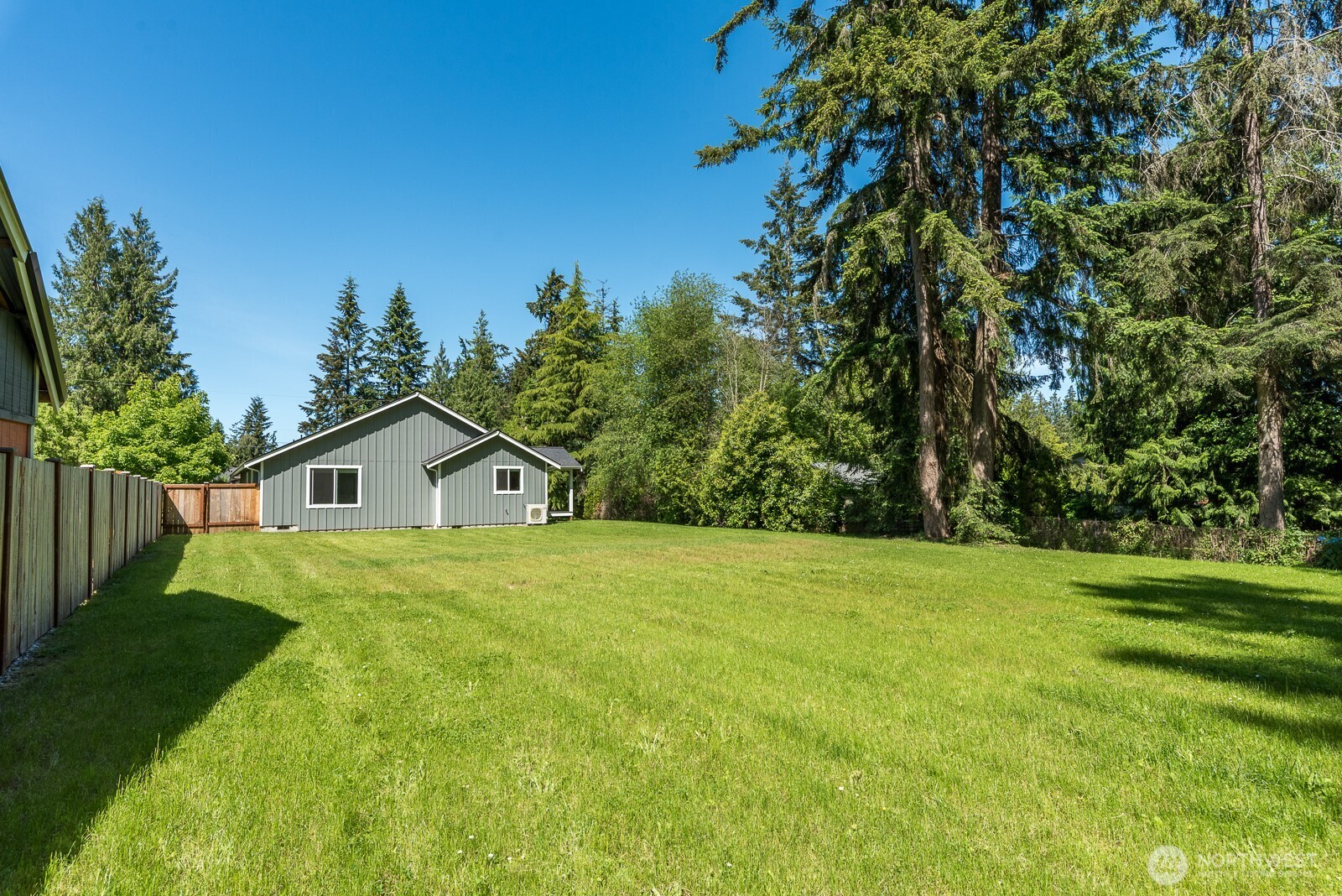 1701 Hemlock Drive Property Photo 24