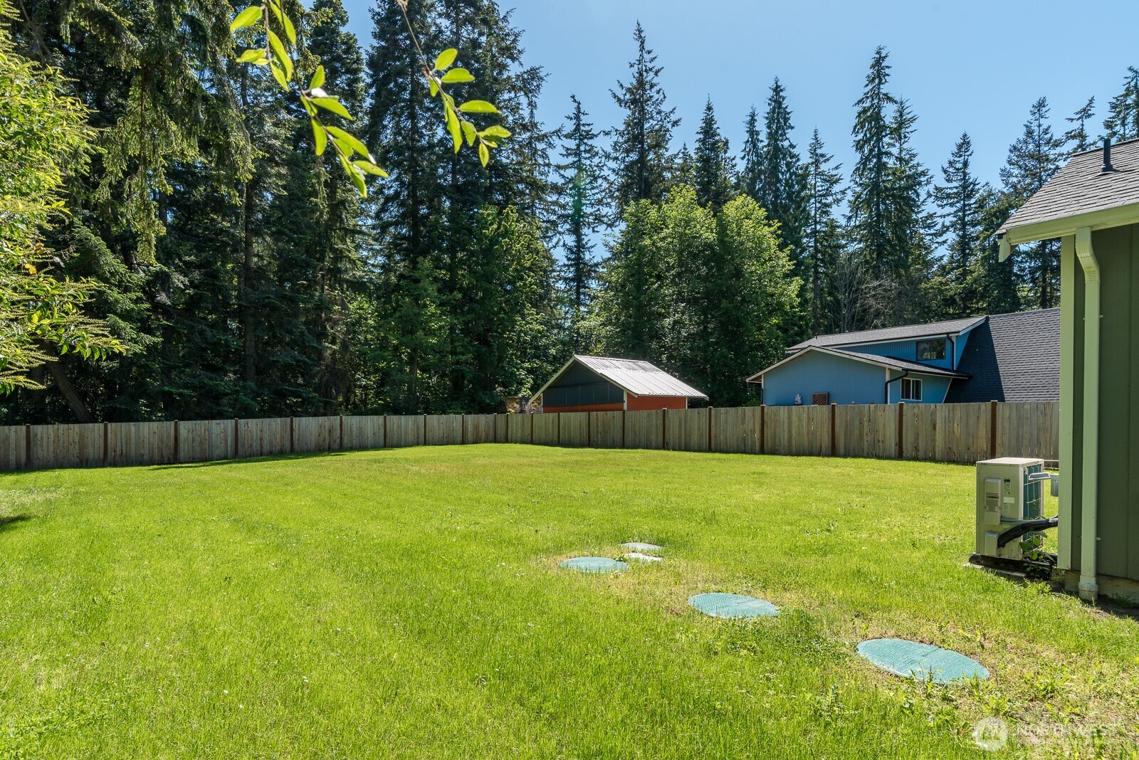 1701 Hemlock Drive Property Photo 25