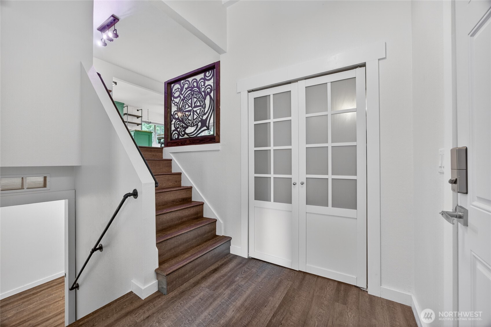 19010 114th Place Property Photo 4