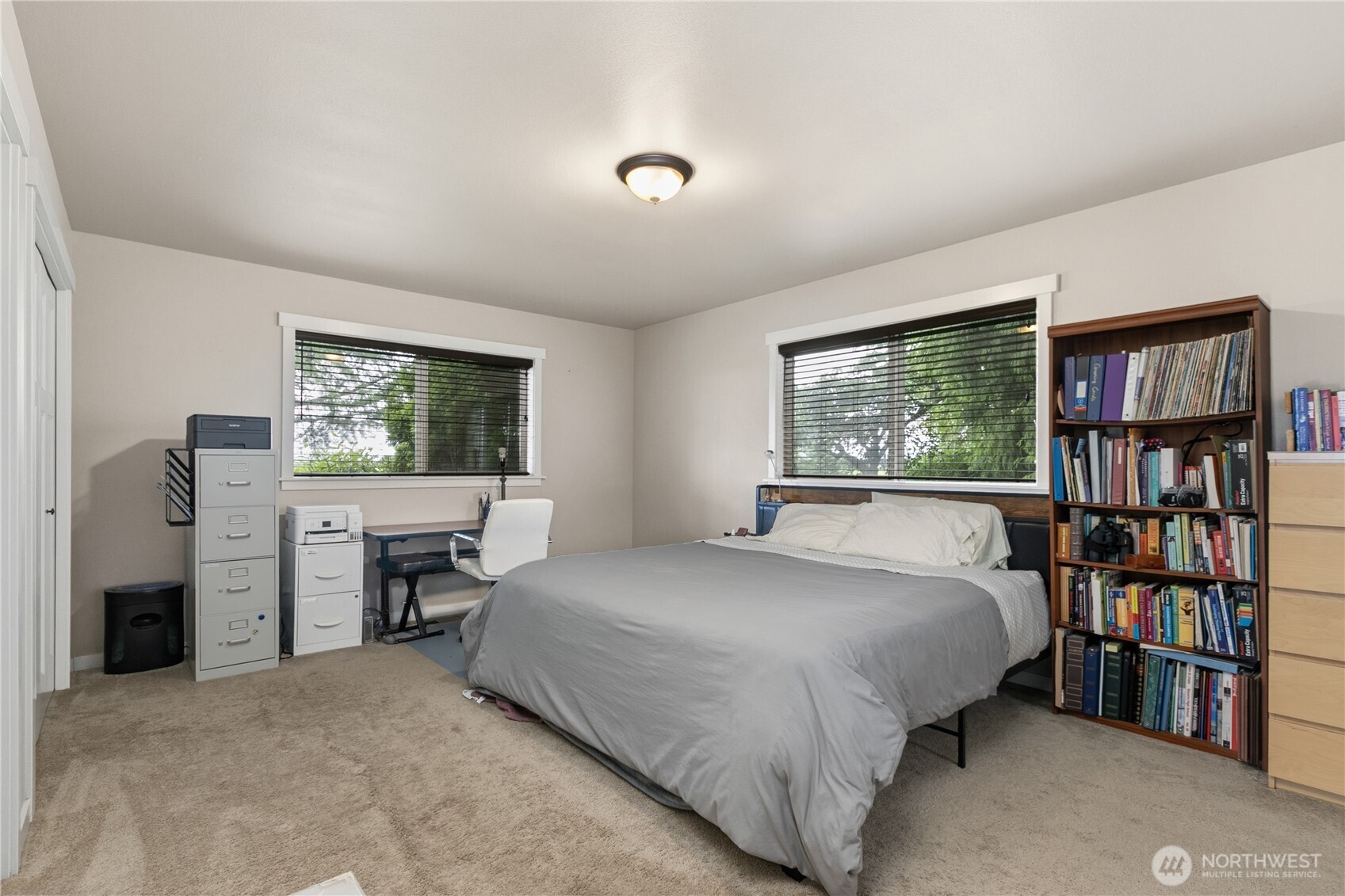 3650 E Badger Road Property Photo 11